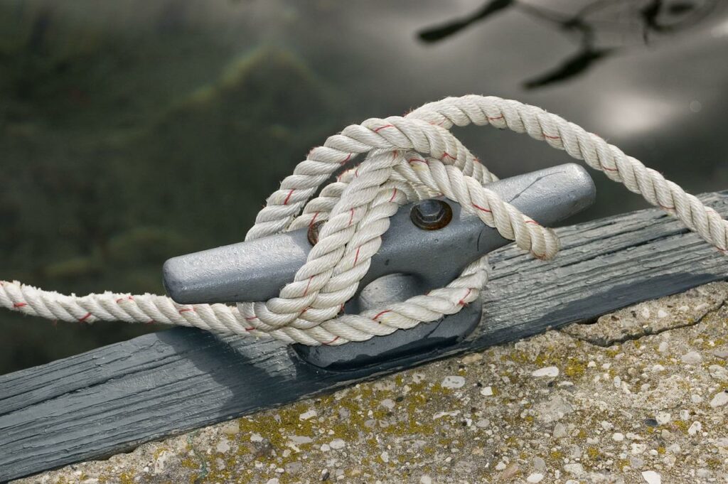 rope, cleat, dock-1014799.jpg